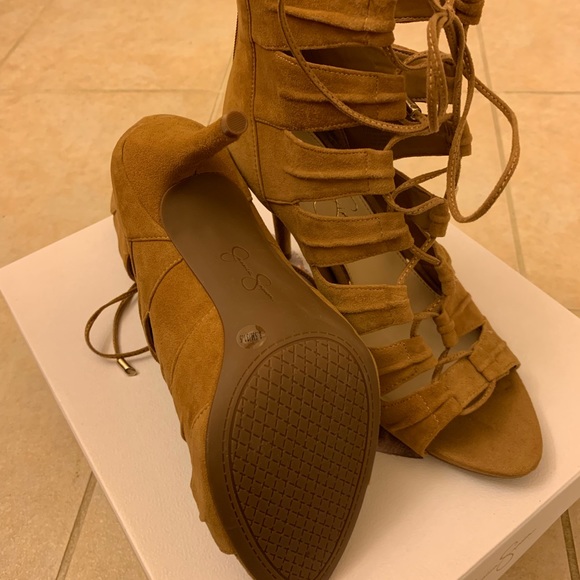 Jessica Simpson high heel - Picture 3 of 4